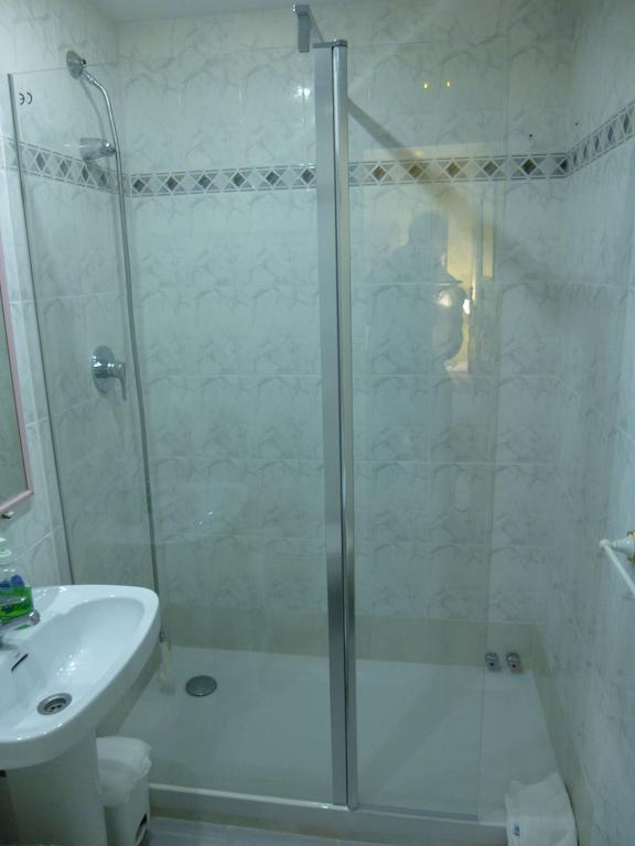 Pension Areeta Portugalete Phòng bức ảnh